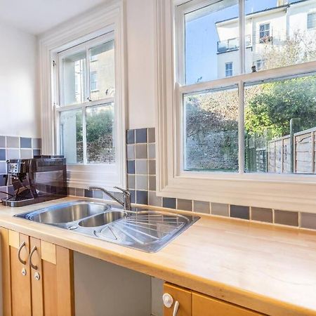 Apartamento Victorian Flat Close To Station With Large Garden Brighton Exterior foto